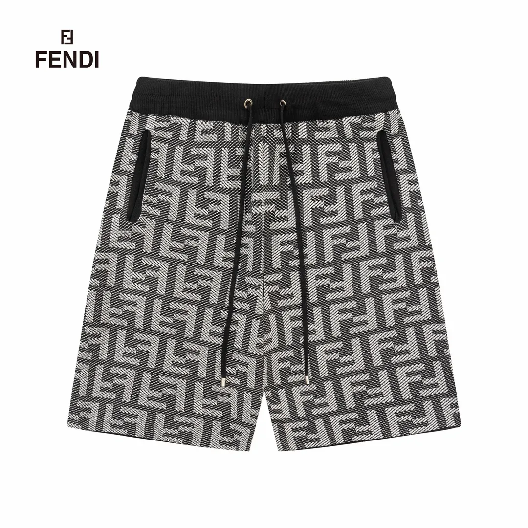 【FENDI  公式旗艦店】フェンディ   ショートパンツご好評に付き再入荷！