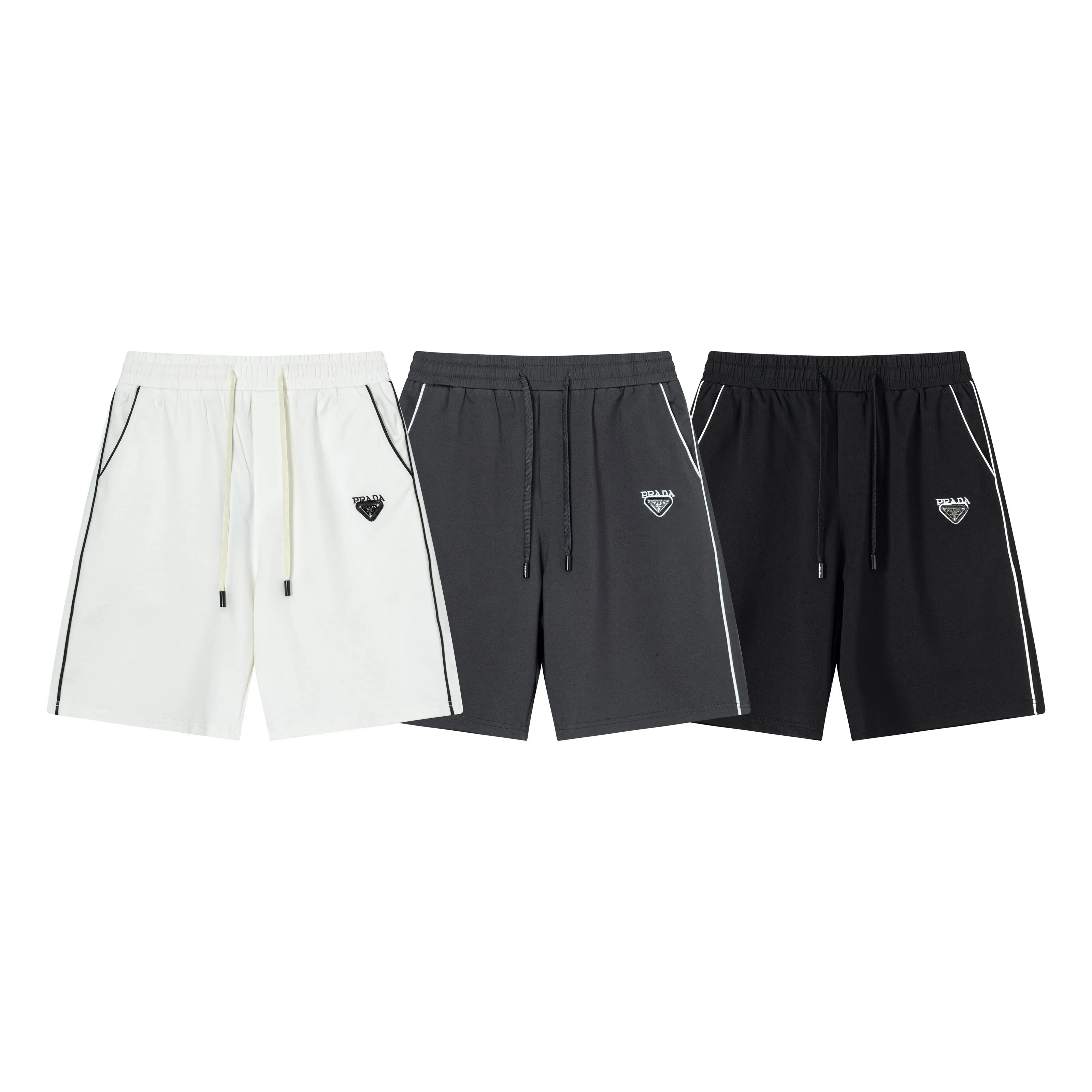 【PRADA  公式旗艦店】プラダ ショートパンツご好評に付き再入荷！250227