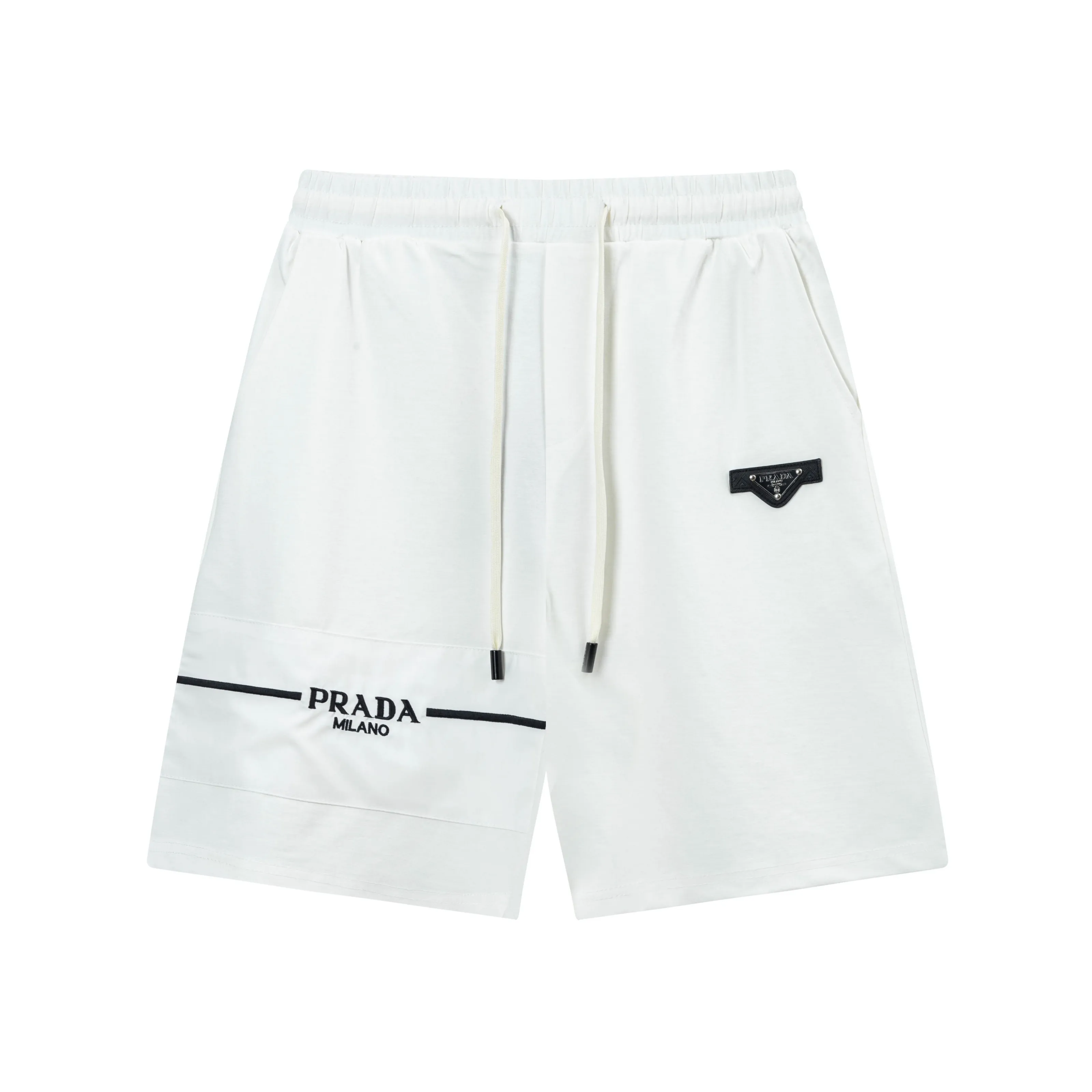 【PRADA  公式旗艦店】プラダ ショートパンツご好評に付き再入荷！250227