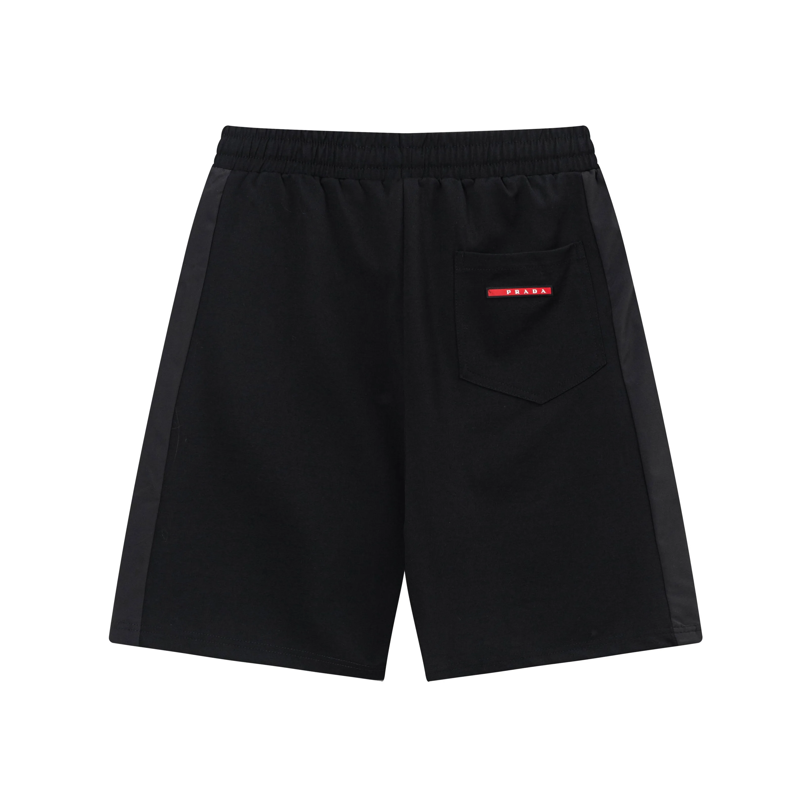 【PRADA  公式旗艦店】プラダ ショートパンツご好評に付き再入荷！250227