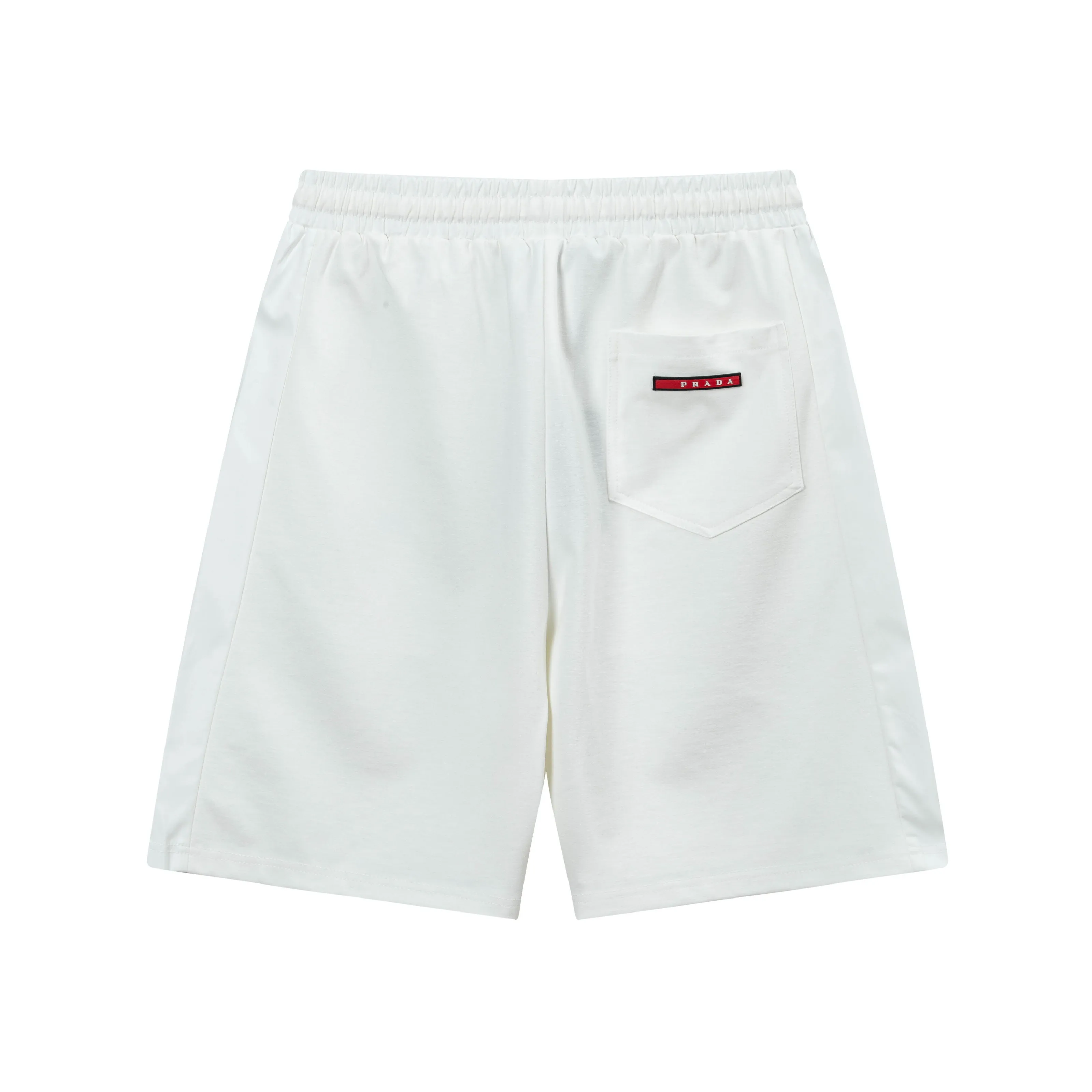 【PRADA  公式旗艦店】プラダ ショートパンツご好評に付き再入荷！250227