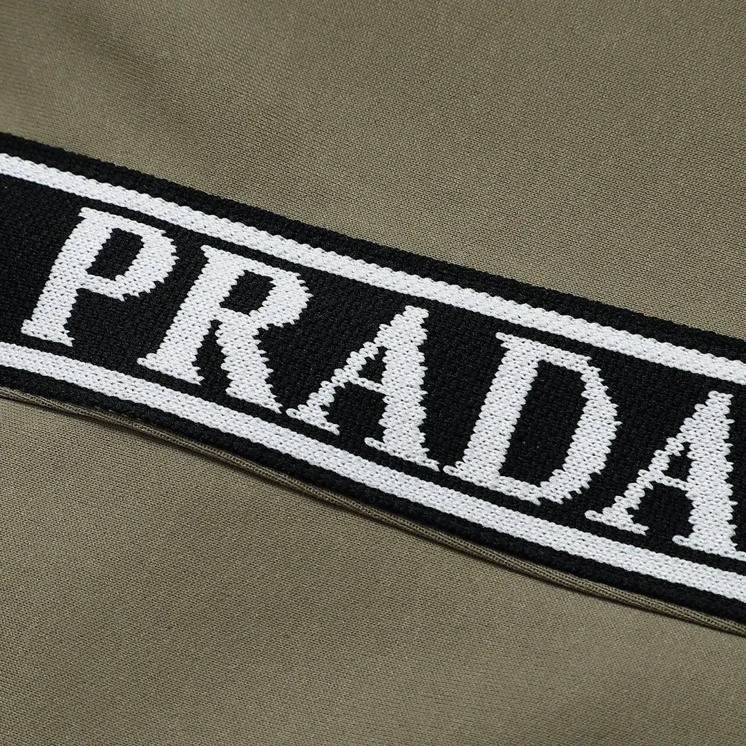 【PRADA  公式旗艦店】プラダ  ショートパンツ  ご好評に付き再入荷！