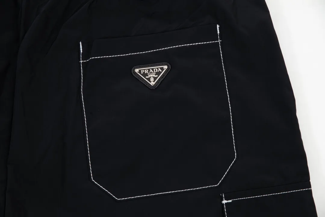 【 PRADA  公式旗艦店】 プラダ    ショートパンツ  ご好評に付き再入荷！