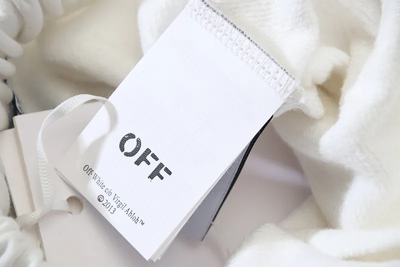 【OFF-WHITE 公式旗艦店】オフホワイト   ショートパンツ  ご好評に付き再入荷！24629