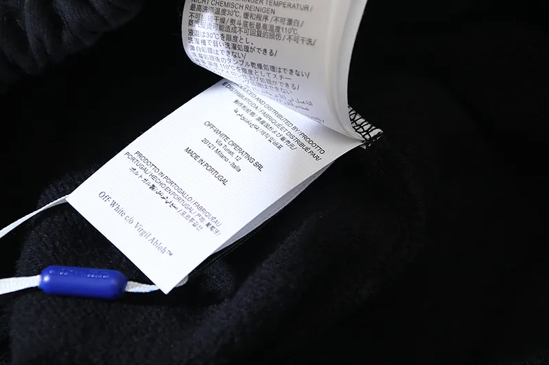【OFF-WHITE 公式旗艦店】オフホワイト   ショートパンツ  ご好評に付き再入荷！24629