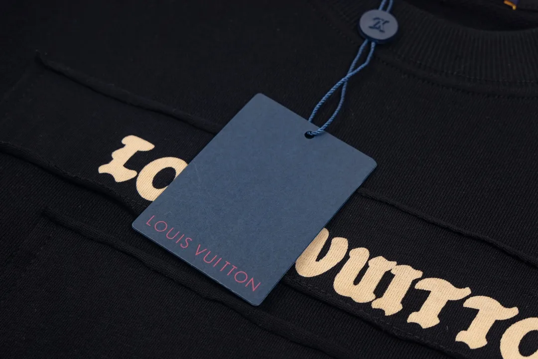 LV 【LOUIS VUITTON  公式旗艦店】ルイヴィトン 丸首の衛衣 スウェット ご好評に付き再入荷  240902