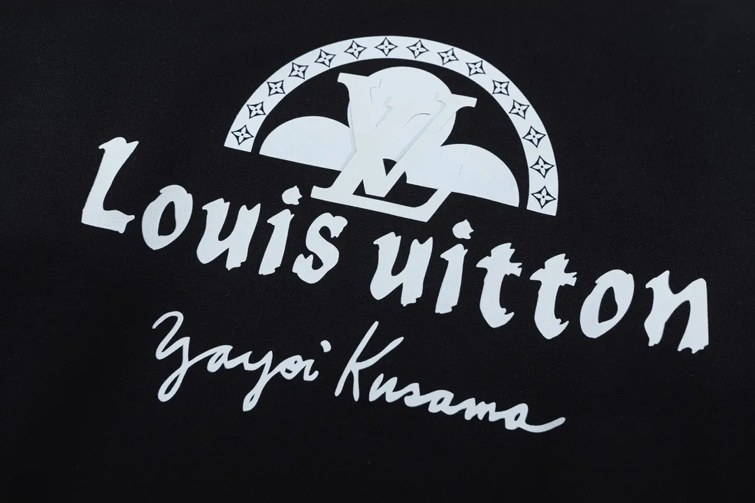 【LOUIS VUITTON  公式旗艦店】ルイヴィトン  丸首の衛衣 スウェットご好評に付き再入荷 240829