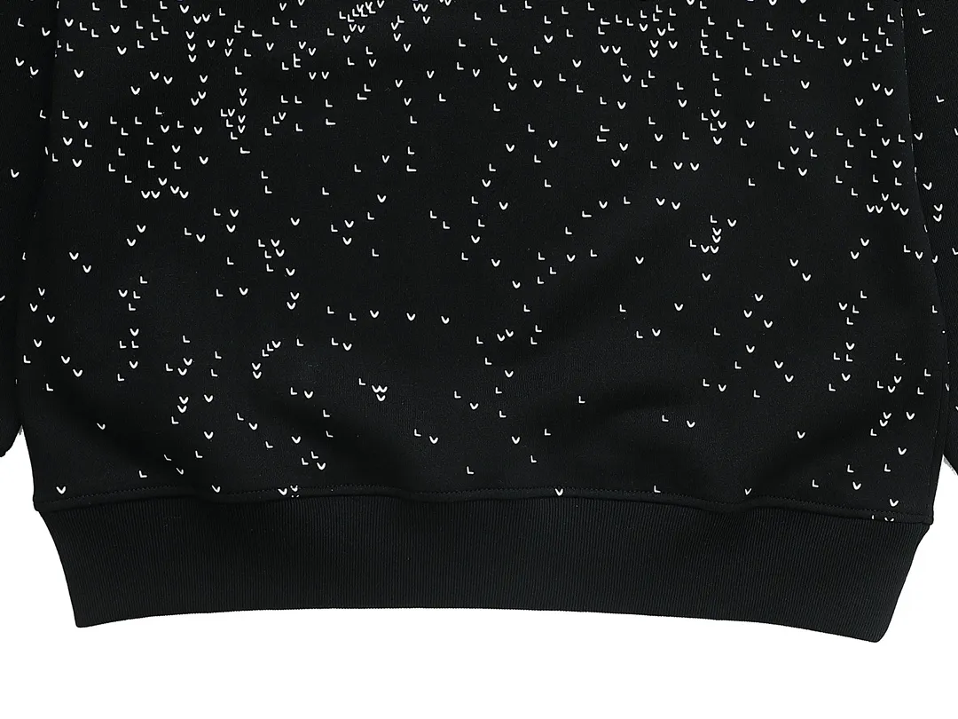 【LOUIS VUITTON  公式旗艦店】ルイヴィトン  丸首の衛衣 スウェットご好評に付き再入荷 240829