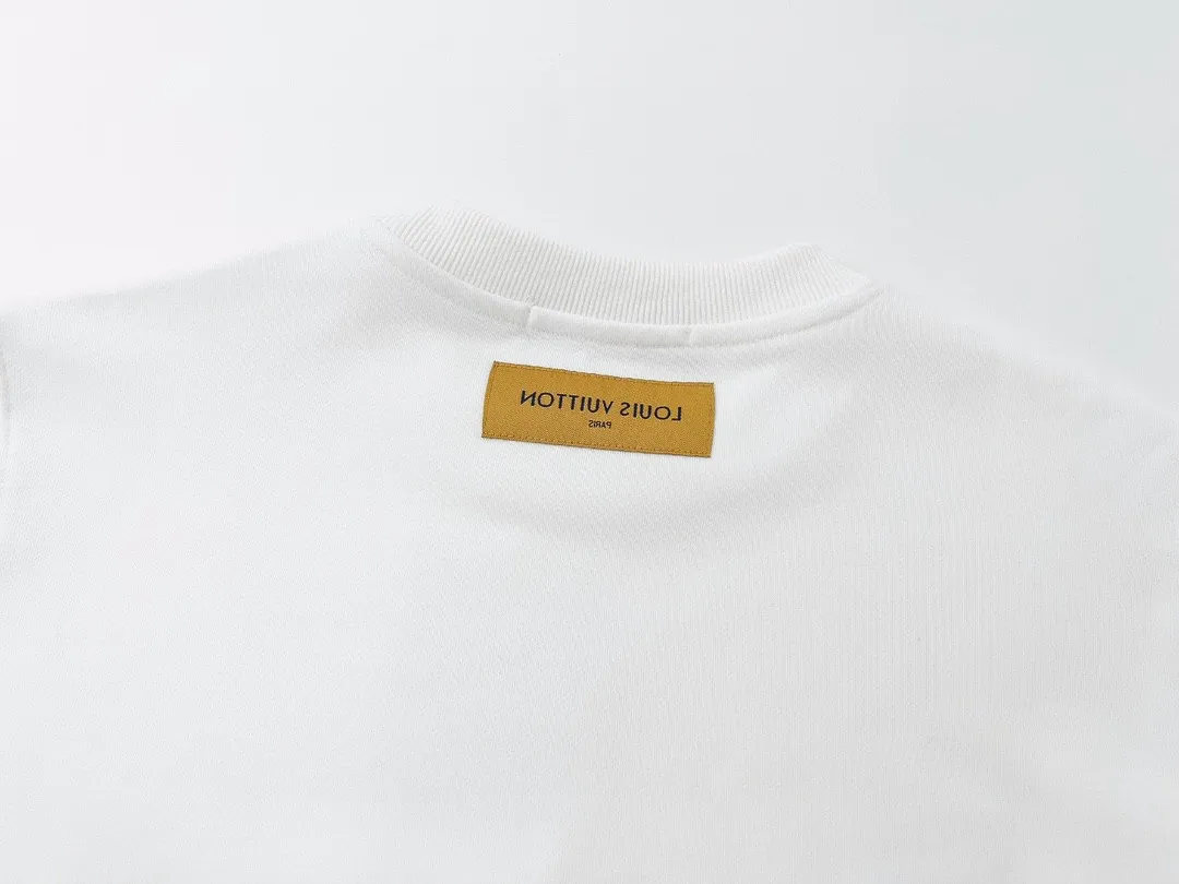 【LOUIS VUITTON 公式旗艦店】ルイヴィトン 丸首の衛衣 スウェットご好評に付き再入荷 240817