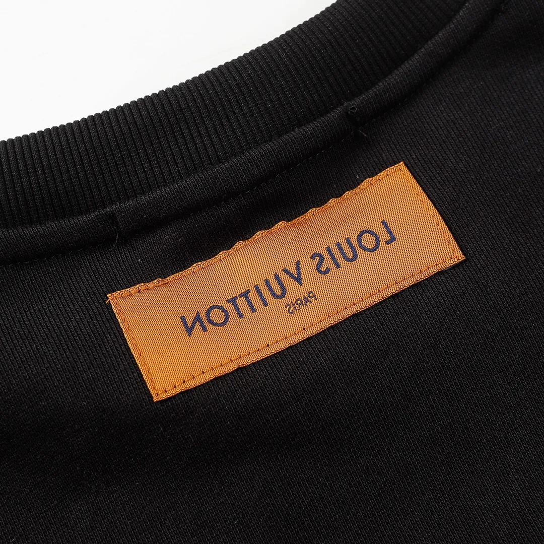 【LOUIS VUITTON  公式旗艦店】ルイヴィトン 丸首の衛衣 スウェット ご好評に付き再入荷 240808
