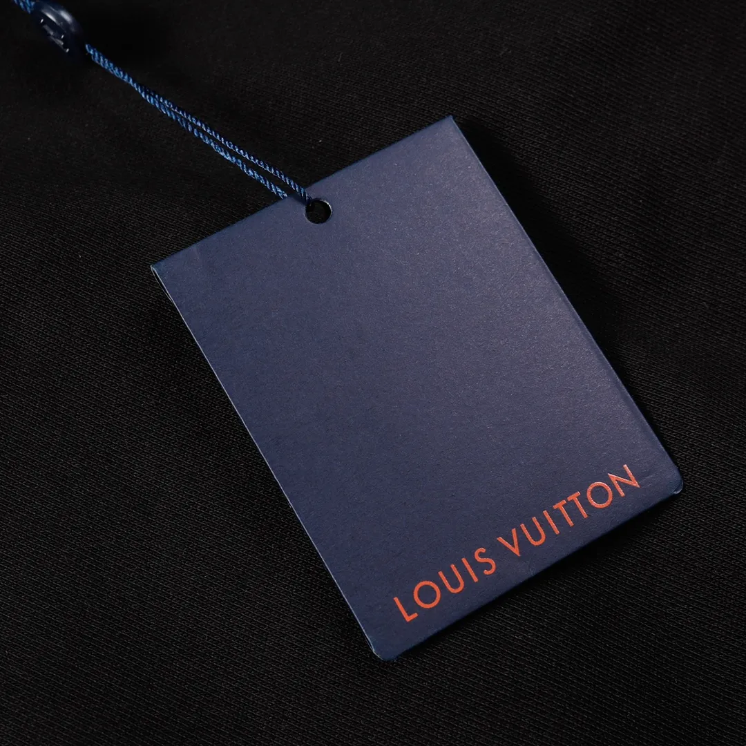 【LOUIS VUITTON  公式旗艦店】ルイヴィトン 丸首の衛衣 スウェット ご好評に付き再入荷 240808