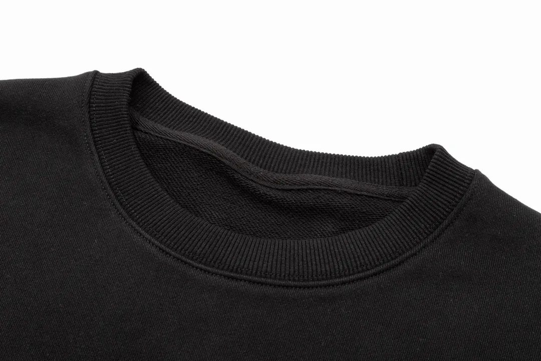 【GUCCI  公式旗艦店】グッチ 丸首の衛衣 スウェットご好評に付き再入荷！250110