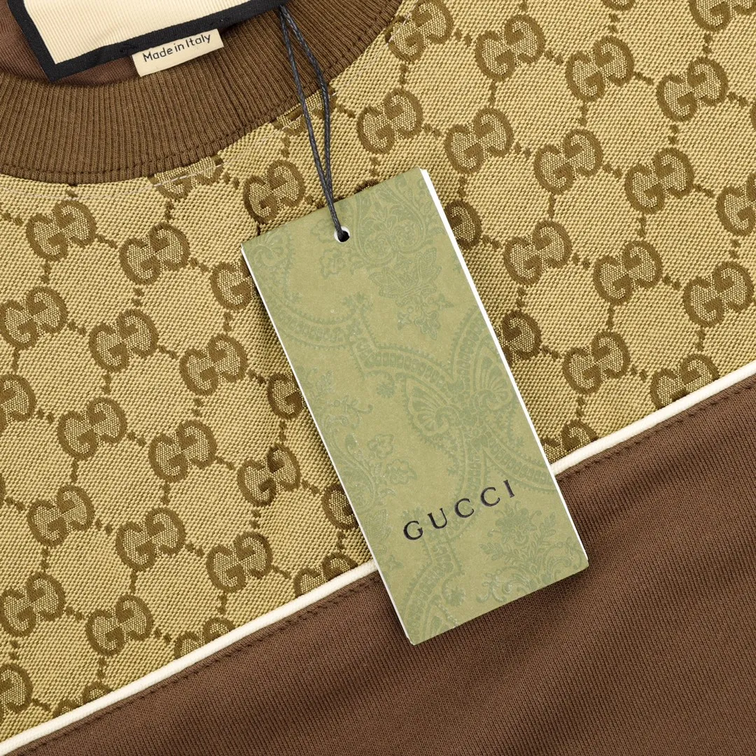【GUCCI  公式旗艦店】グッチ 丸首の衛衣 スウェットご好評に付き再入荷 241113