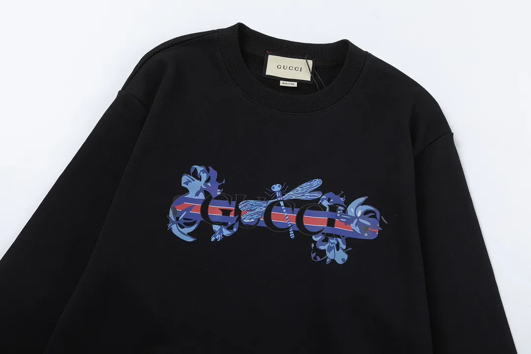 【GUCCI  公式旗艦店】グッチ 丸首の衛衣 スウェットご好評に付き再入荷 240902
