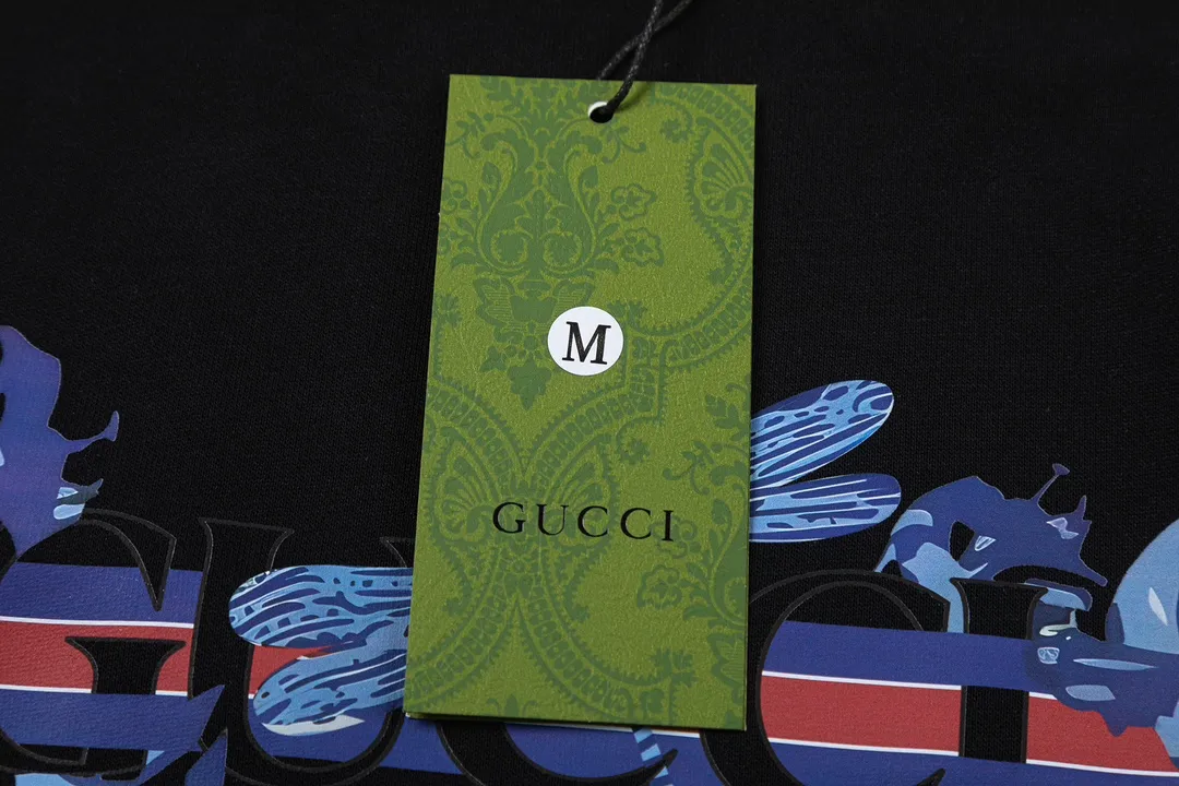 【GUCCI  公式旗艦店】グッチ 丸首の衛衣 スウェットご好評に付き再入荷 240902
