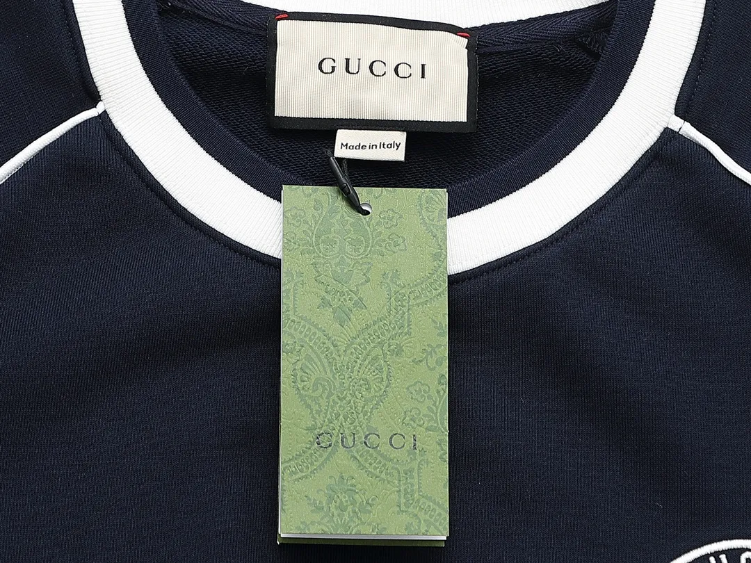 【GUCCI  公式旗艦店】グッチ  丸首の衛衣 スウェットご好評に付き再入荷 240828