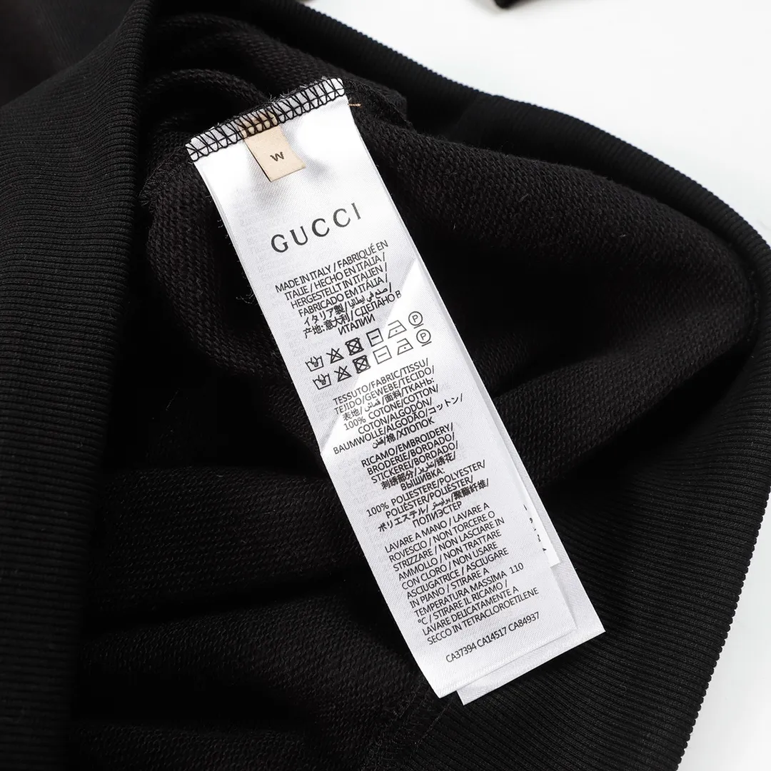 【GUCCI  公式旗艦店】グッチ  丸首の衛衣 スウェットご好評に付き再入荷 240816