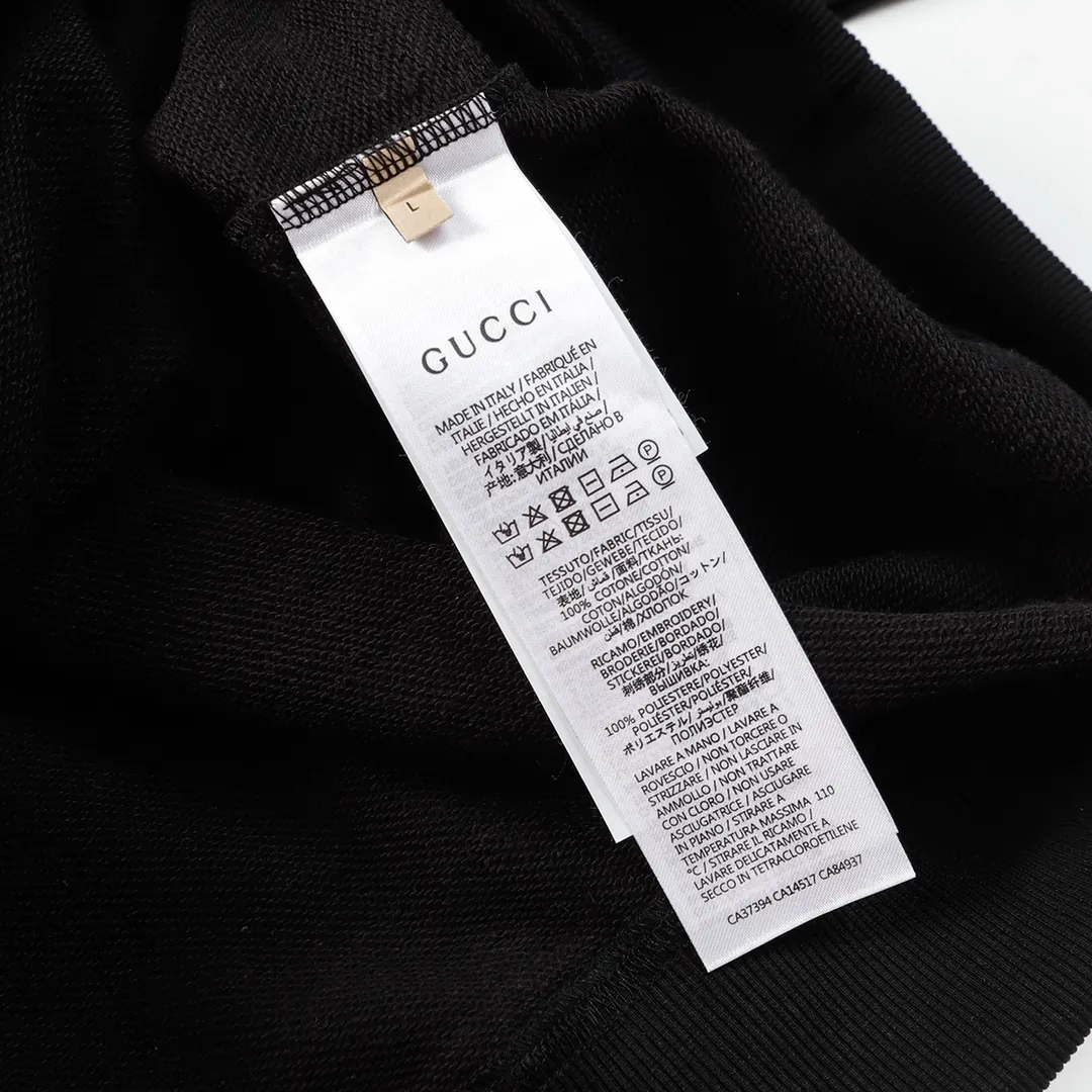 【GUCCI  公式旗艦店】グッチ  丸首の衛衣 スウェットご好評に付き再入荷 240816