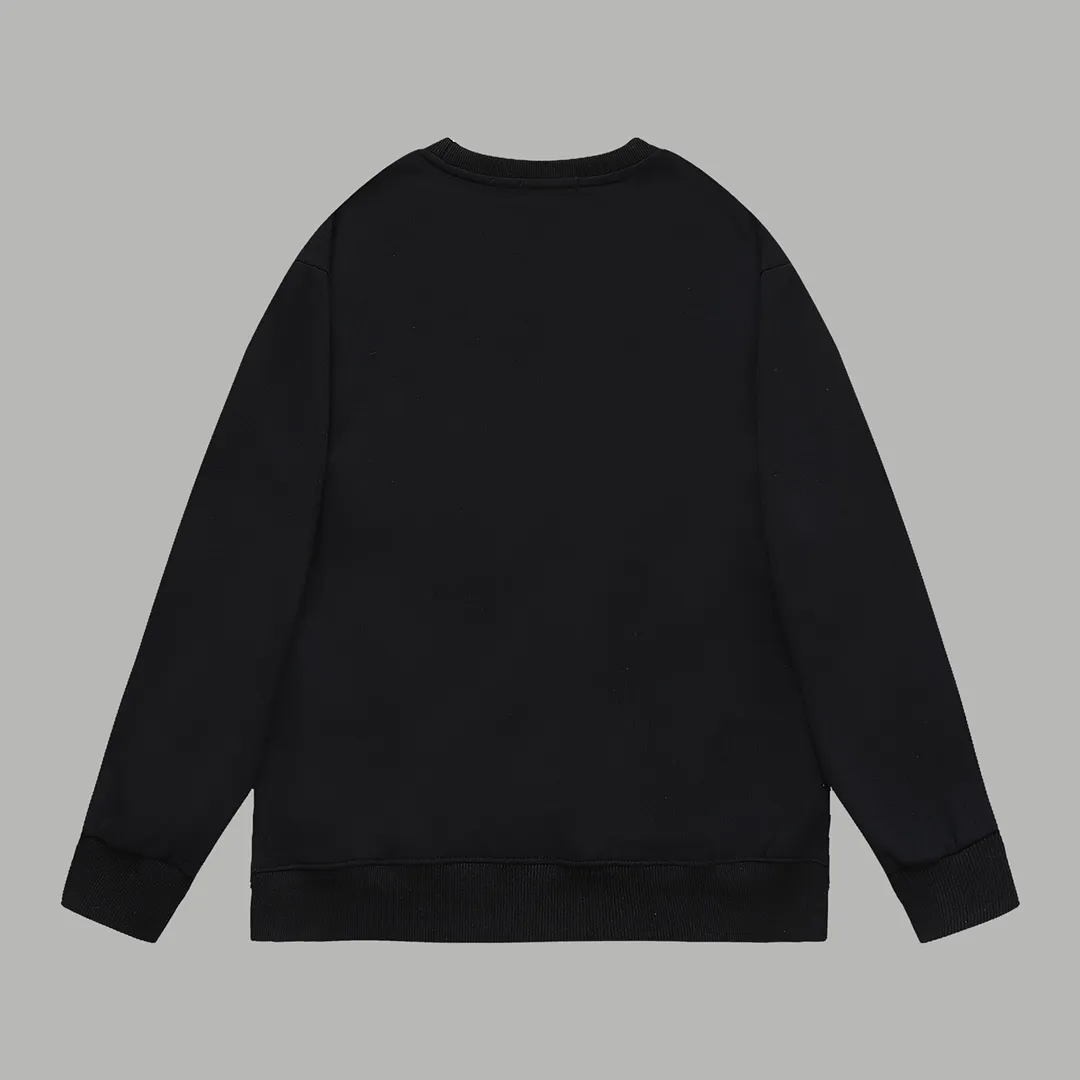 【GUCCI  公式旗艦店】グッチ 丸首の衛衣 スウェットご好評に付き再入荷 240811