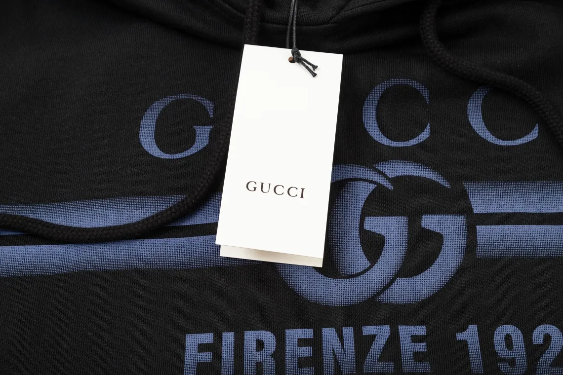 【GUCCI  公式旗艦店】グッチ  パーカー  スウェットご好評に付き再入荷 240805