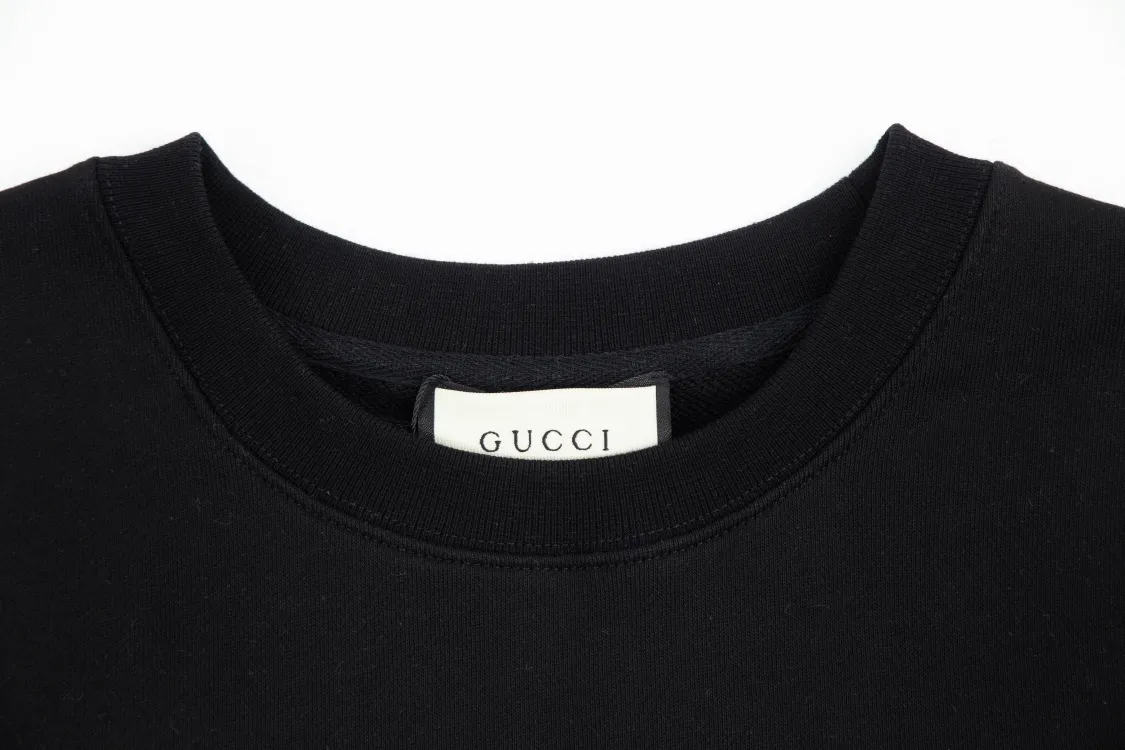 【GUCCI  公式旗艦店】グッチ 丸首の衛衣 スウェットご好評に付き再入荷！
