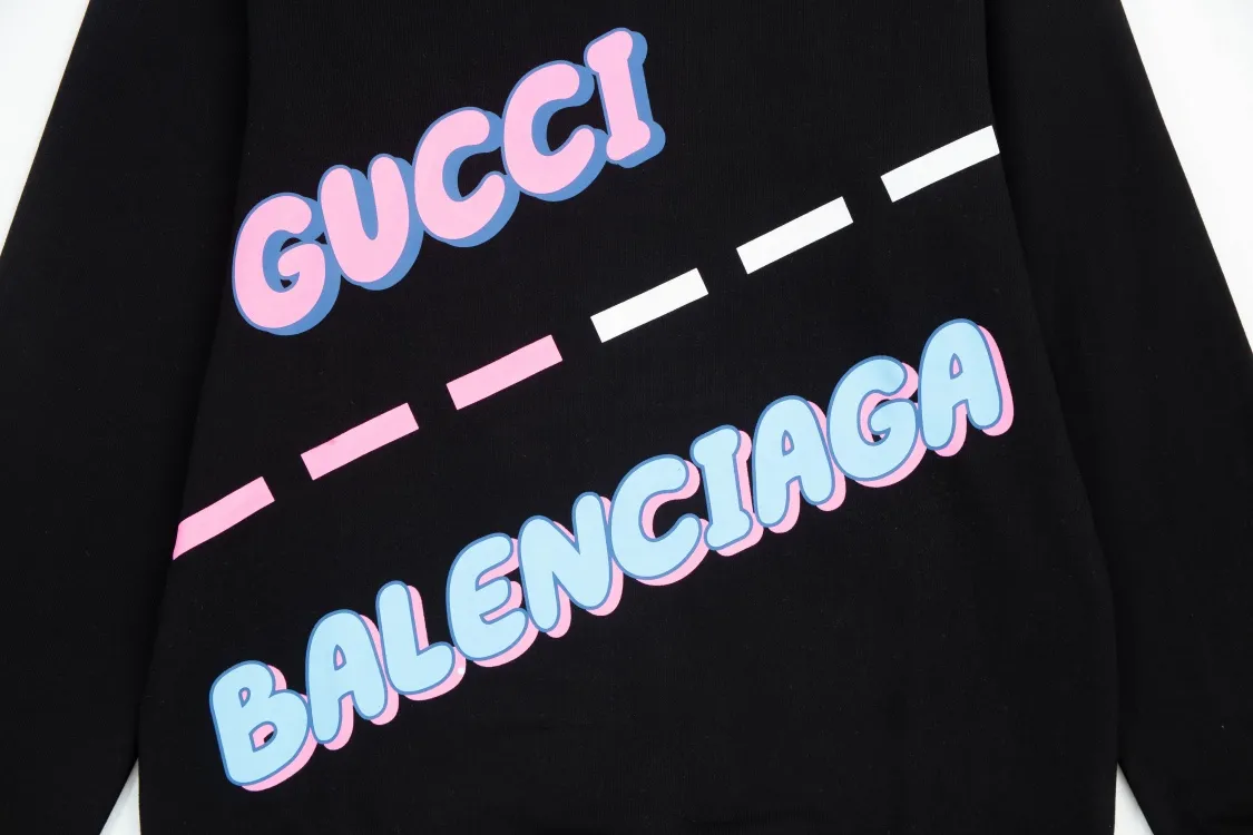 【GUCCI  公式旗艦店】グッチ  丸首の衛衣 スウェットご好評に付き再入荷！