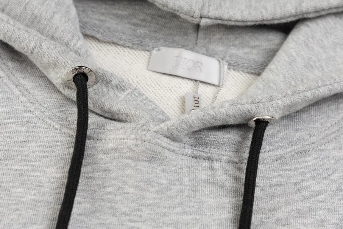 【DIOR 公式旗艦店】ディオール  丸首の衛衣 スウェットご好評に付き再入荷250110