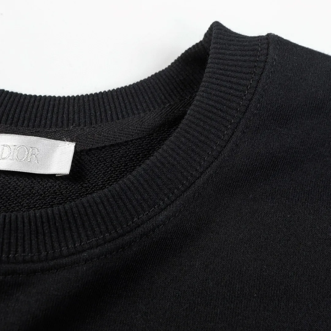 【DIOR 公式旗艦店】ディオール  丸首の衛衣 スウェットご好評に付き再入荷 241025