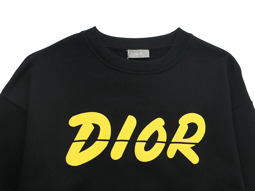 【DIOR 公式旗艦店】ディオール  丸首の衛衣 スウェットご好評に付き再入荷 240829