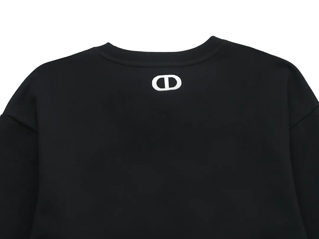 【DIOR  公式旗艦店】ディオール  丸首の衛衣 ご好評に付き再入荷 240809