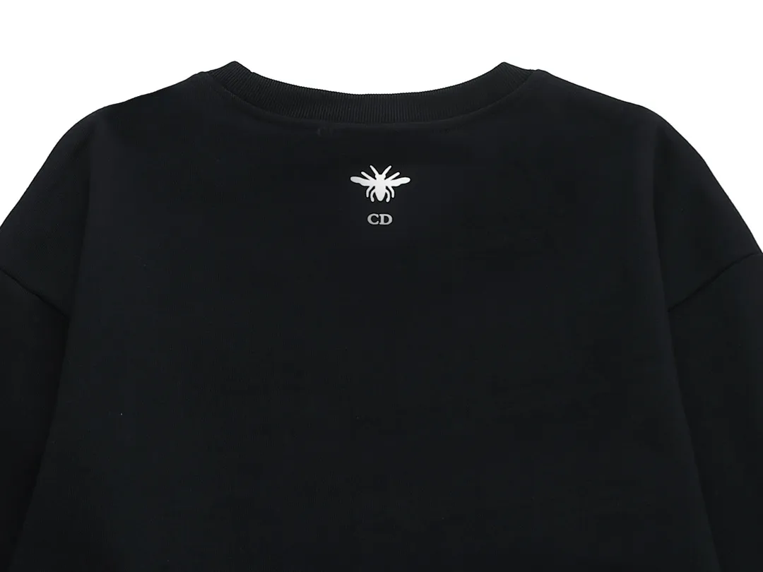 【DIOR  公式旗艦店】ディオール  丸首の衛衣 ご好評に付き再入荷 240809