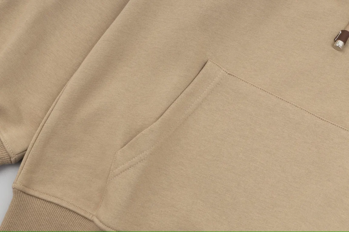 【BURBERRY  公式旗艦店】バーバリー パーカースウェットご好評に付き再入荷！241113