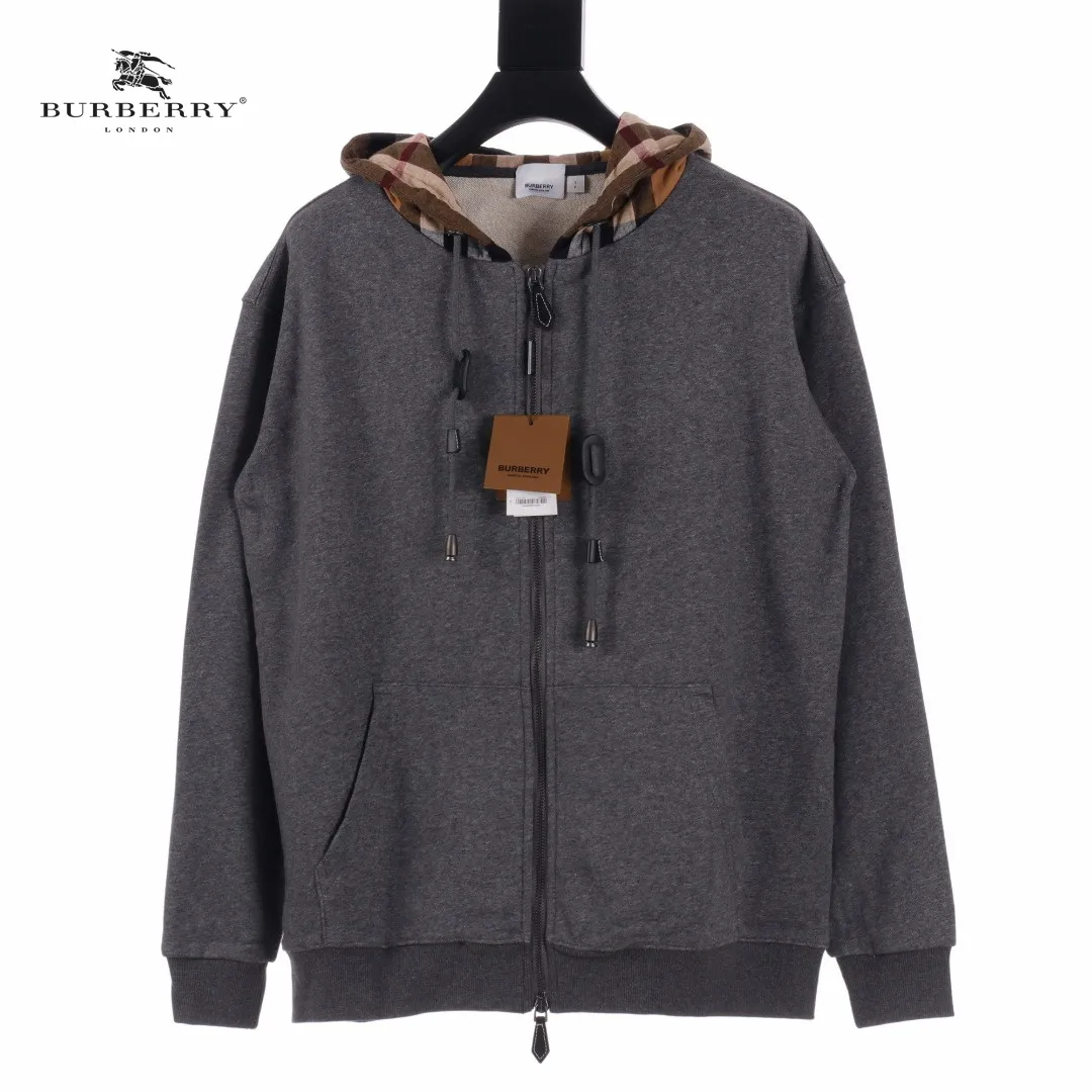 【BURBERRY  公式旗艦店】バーバリー パーカースウェットご好評に付き再入荷！241113