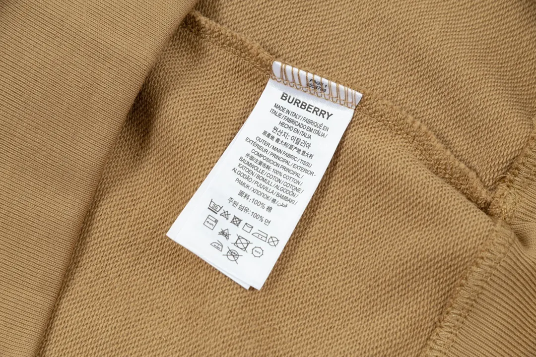 【BURBERRY  公式旗艦店】バーバリー パーカー  スウェットご好評に付き再入荷 240830