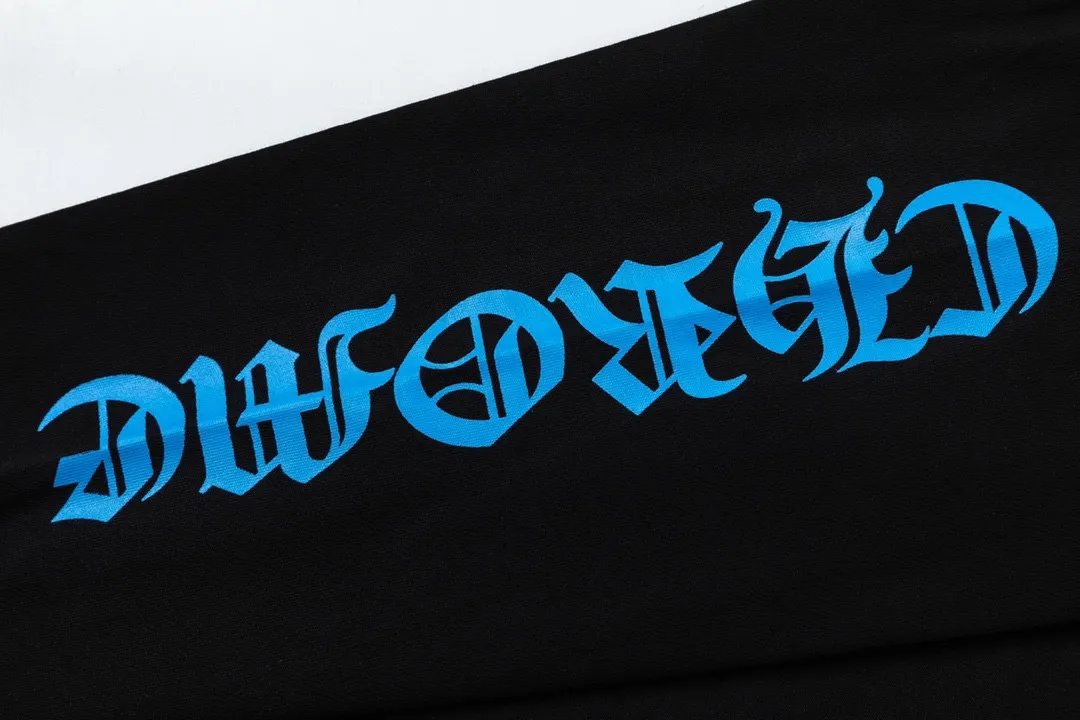 【CHROME HEARTS 公式旗艦店】クロムハーツ  丸首の衛衣  スウェットご好評に付き再入荷！241217
