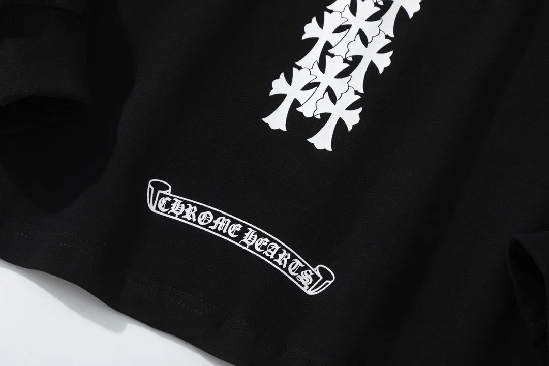 【CHROME HEARTS 公式旗艦店】クロムハーツ  丸首の衛衣  スウェットご好評に付き再入荷！241217
