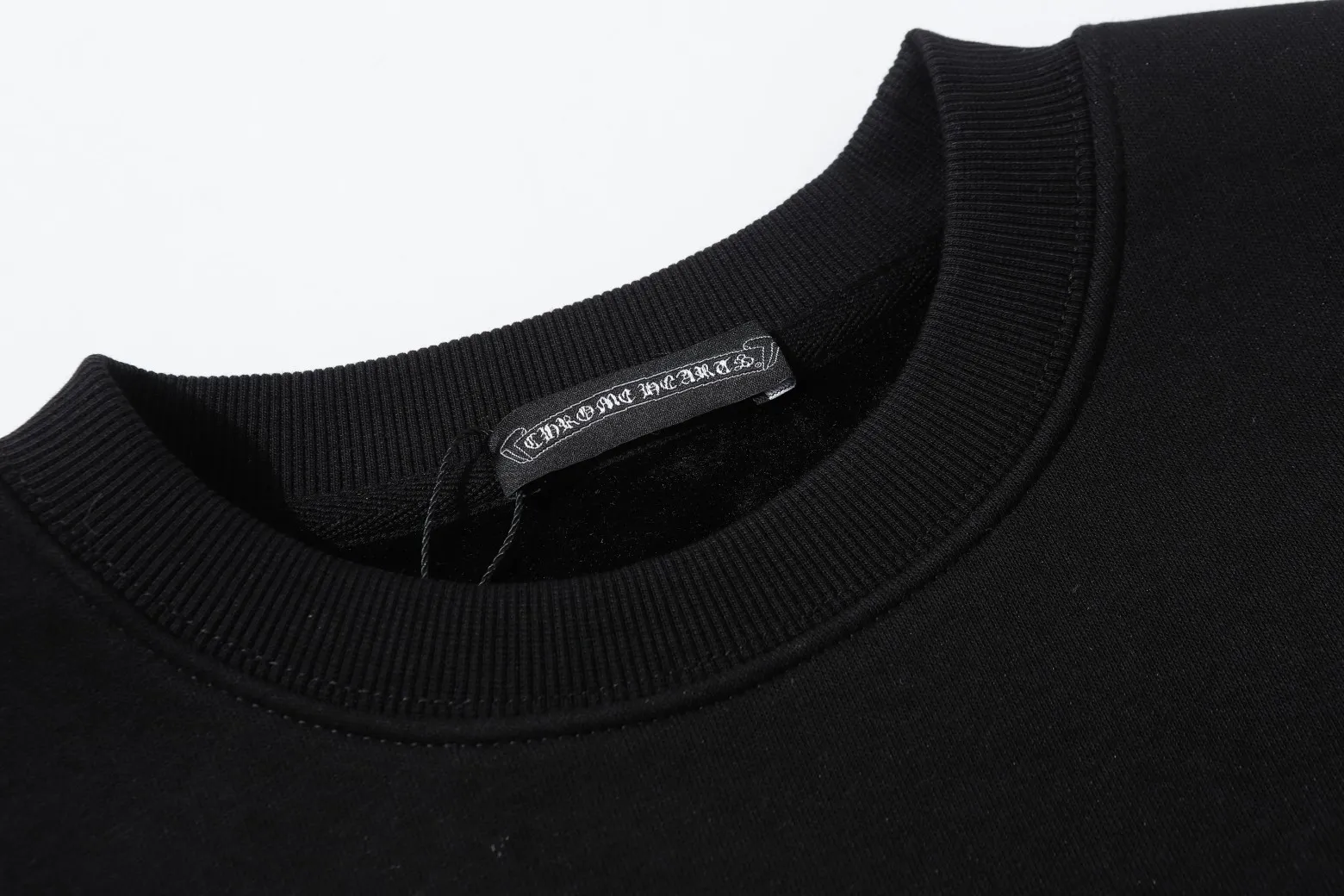 【CHROME HEARTS 公式旗艦店】クロムハーツ  丸首の衛衣 スウェット ご好評に付き再入荷   241114