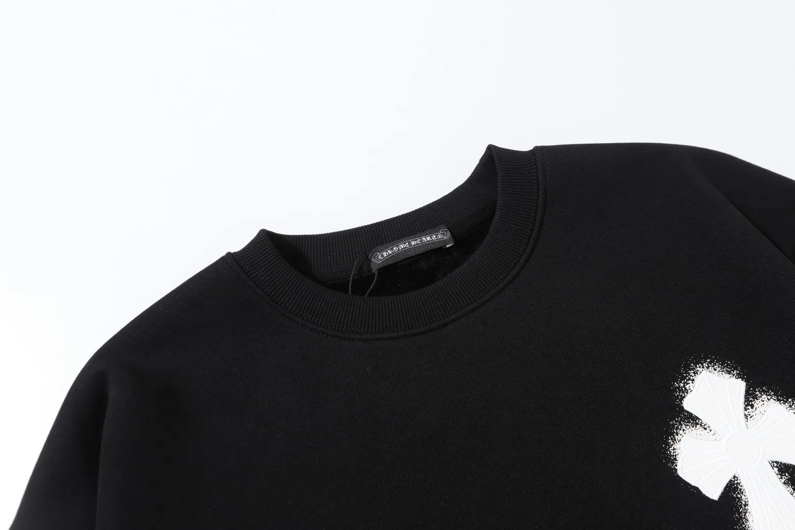 【CHROME HEARTS 公式旗艦店】クロムハーツ  丸首の衛衣 スウェット ご好評に付き再入荷   241114