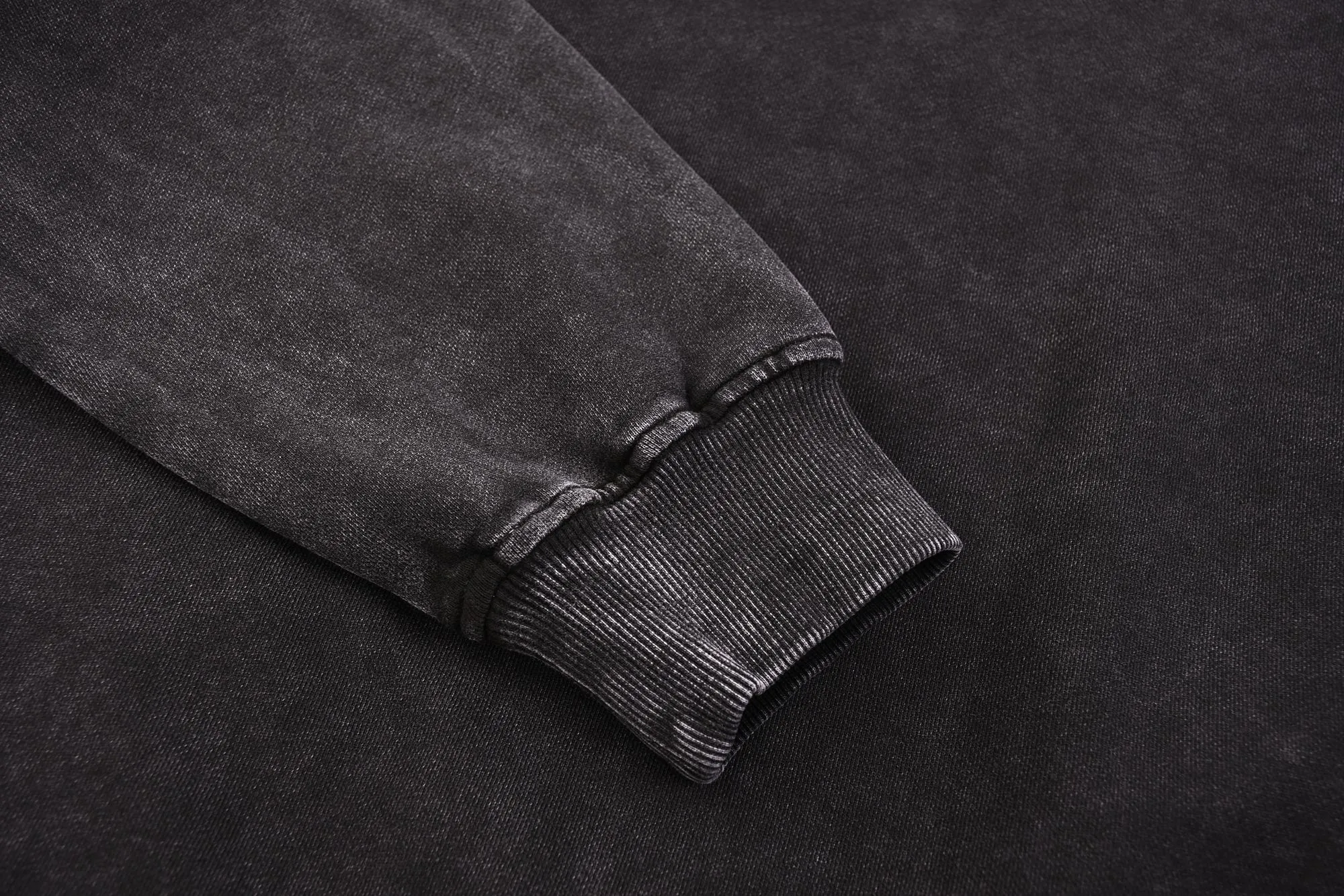 【CHROME HEARTS 公式旗艦店】クロムハーツ  丸首の衛衣  スウェットご好評に付き再入荷  241025