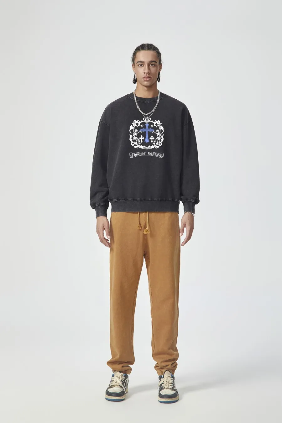 【CHROME HEARTS 公式旗艦店】クロムハーツ  丸首の衛衣  スウェットご好評に付き再入荷  241025