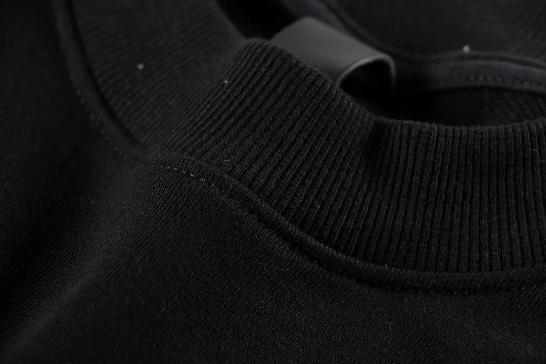 【CHROME HEARTS 公式旗艦店】クロムハーツ  丸首の衛衣  スウェットご好評に付き再入荷 240817