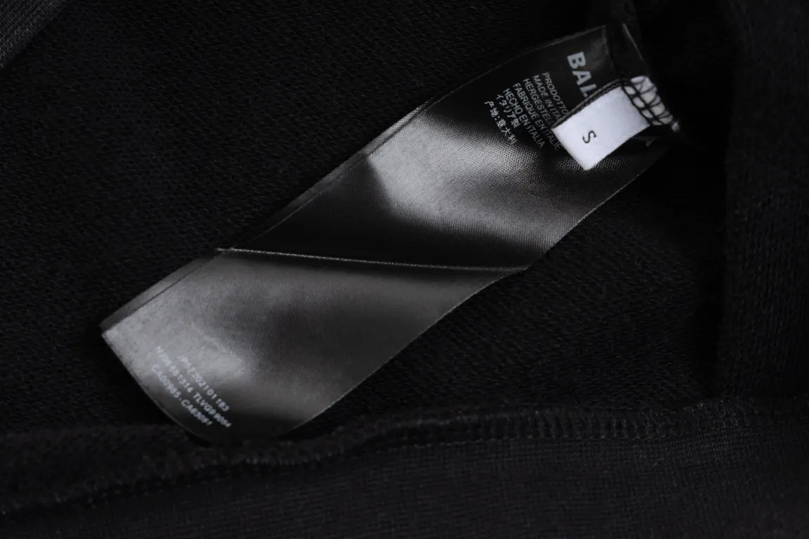 【BALENCIAGA 公式旗艦店】バレンシアガ パーカースウェット ご好評に付き再入荷！241211