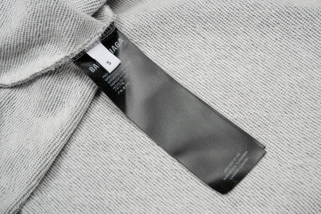 【BALENCIAGA 公式旗艦店】バレンシアガ パーカースウェット ご好評に付き再入荷！241211
