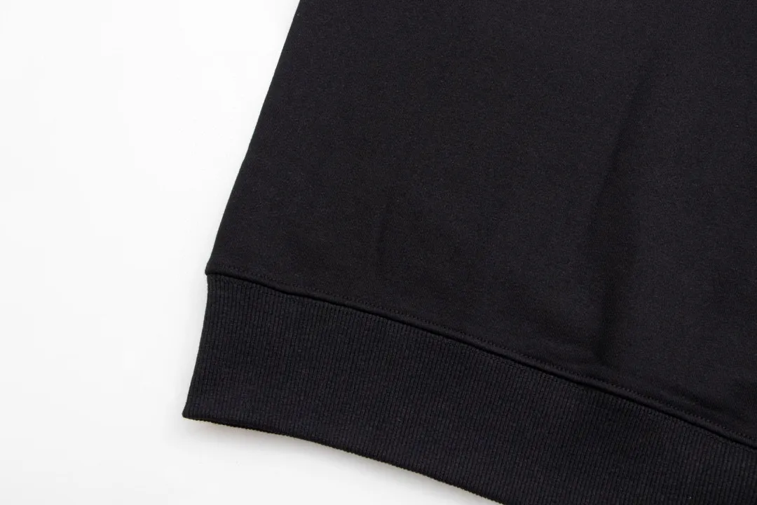 【BALENCIAGA 公式旗艦店】バレンシアガ 丸首の衛衣 スウェット ご好評に付き再入荷！241127