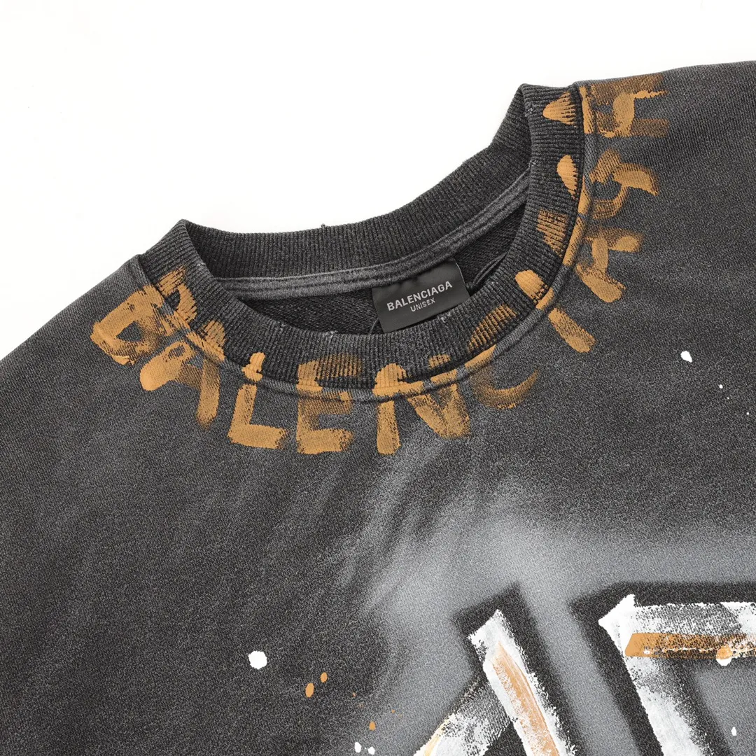 【BALENCIAGA 公式旗艦店】バレンシアガ 丸首の衛衣 スウェット ご好評に付き再入荷！241120
