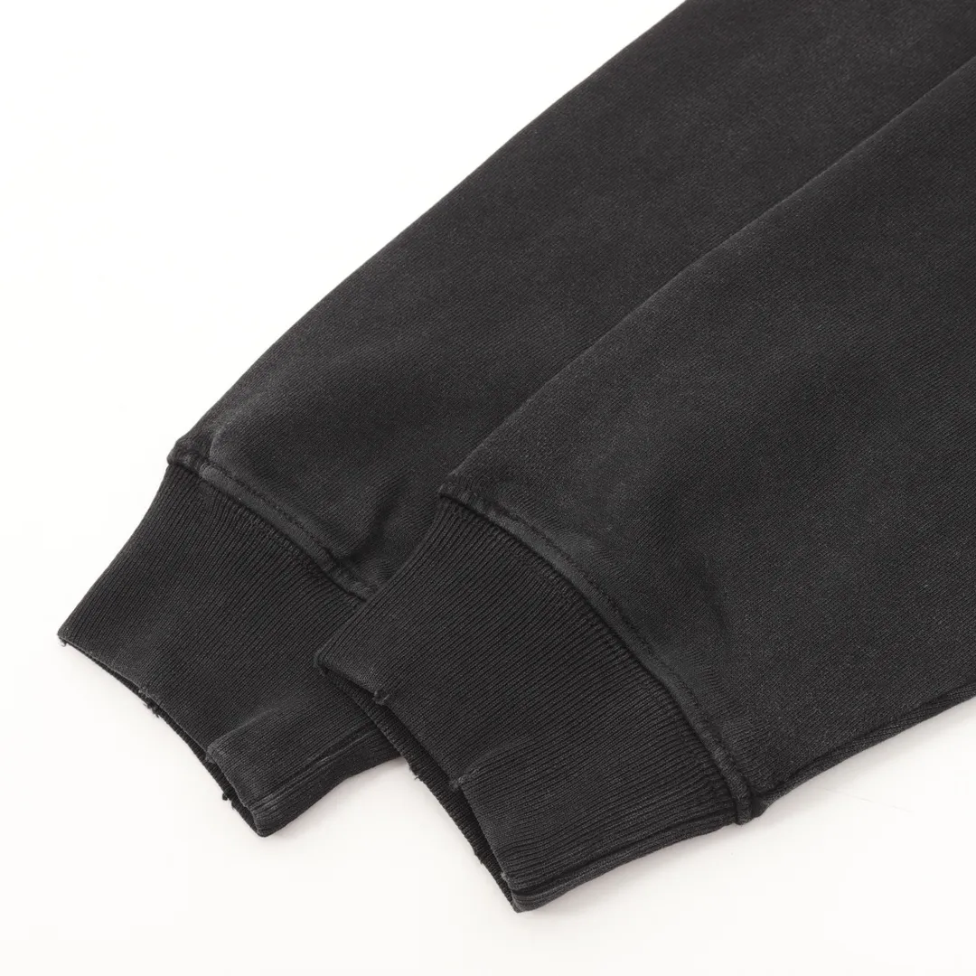 【BALENCIAGA 公式旗艦店】バレンシアガ 丸首の衛衣 スウェット ご好評に付き再入荷！241120