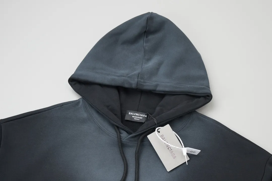 【BALENCIAGA 公式旗艦店】バレンシアガ  パーカー  スウェット ご好評に付き再入荷！241120