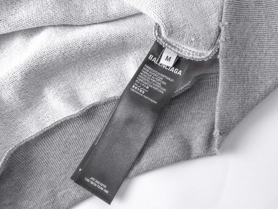 【BALENCIAGA 公式旗艦店】バレンシアガ パーカー スウェット ご好評に付き再入荷   241114