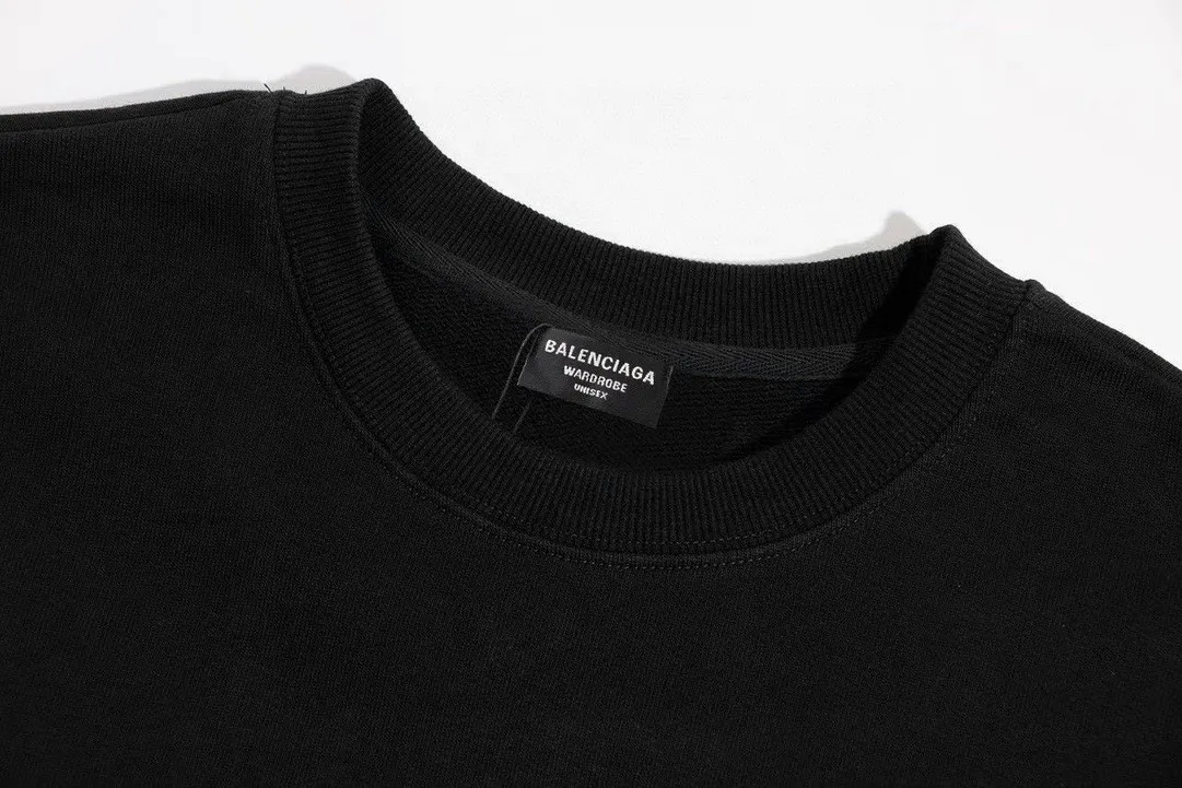【BALENCIAGA 公式旗艦店】バレンシアガ 丸首の衛衣 スウェット ご好評に付き再入荷 240809
