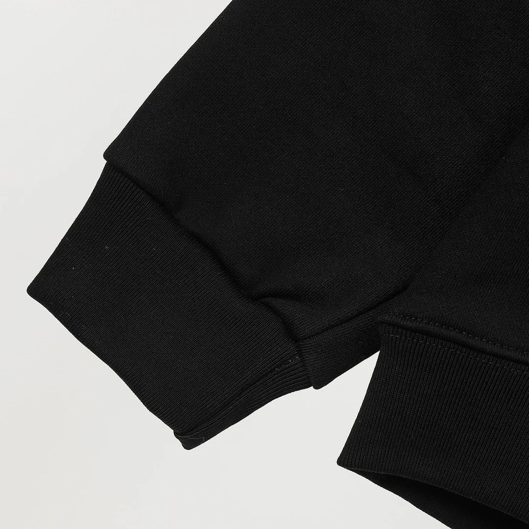 【BALENCIAGA 公式旗艦店】バレンシアガ 丸首の衛衣 スウェット ご好評に付き再入荷 240809
